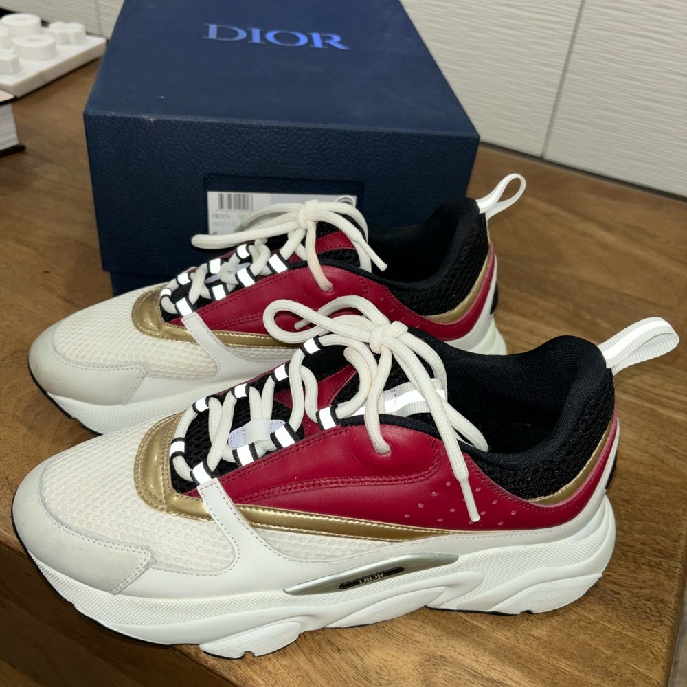 Christian Dior | B22 SNEAKER White and black Red